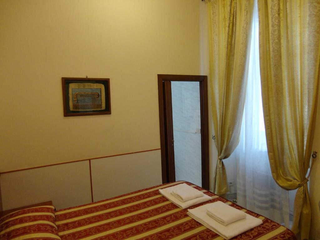 Hotel Azzurra Roma Quarto foto